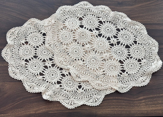Set of 2 Vintage Oval Crochet Doilies