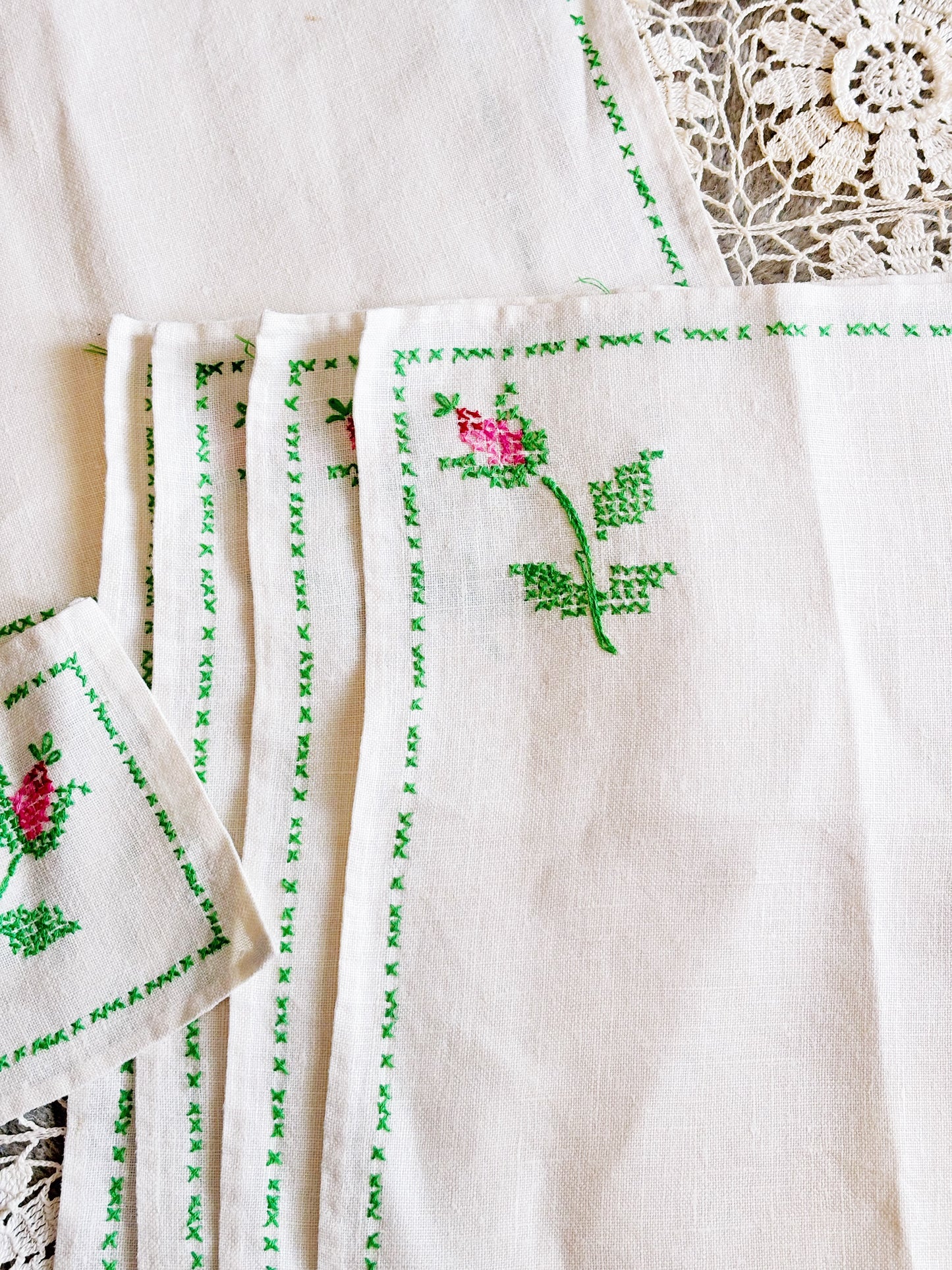 Vintage Floral Cross Stitch Linens