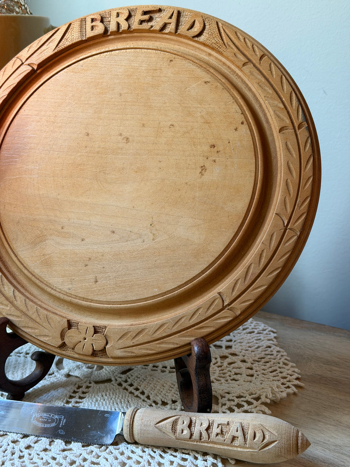 Vintage Carved Wood Swirl Plate Stand